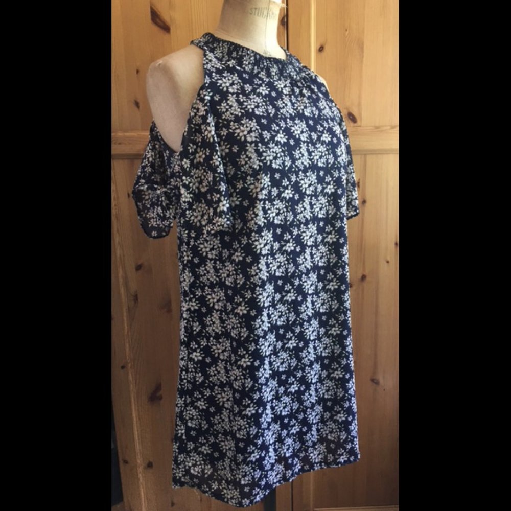 Navy Blue and White Flowered Dress with Flutter Sleeves Size M